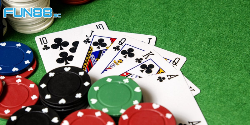 Một số lưu ý khi chơi poker trực tuyến